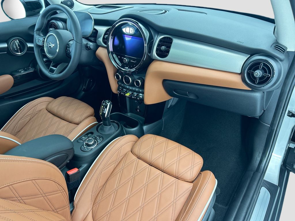 Thumbnail: 2024 MINI Cooper - 20