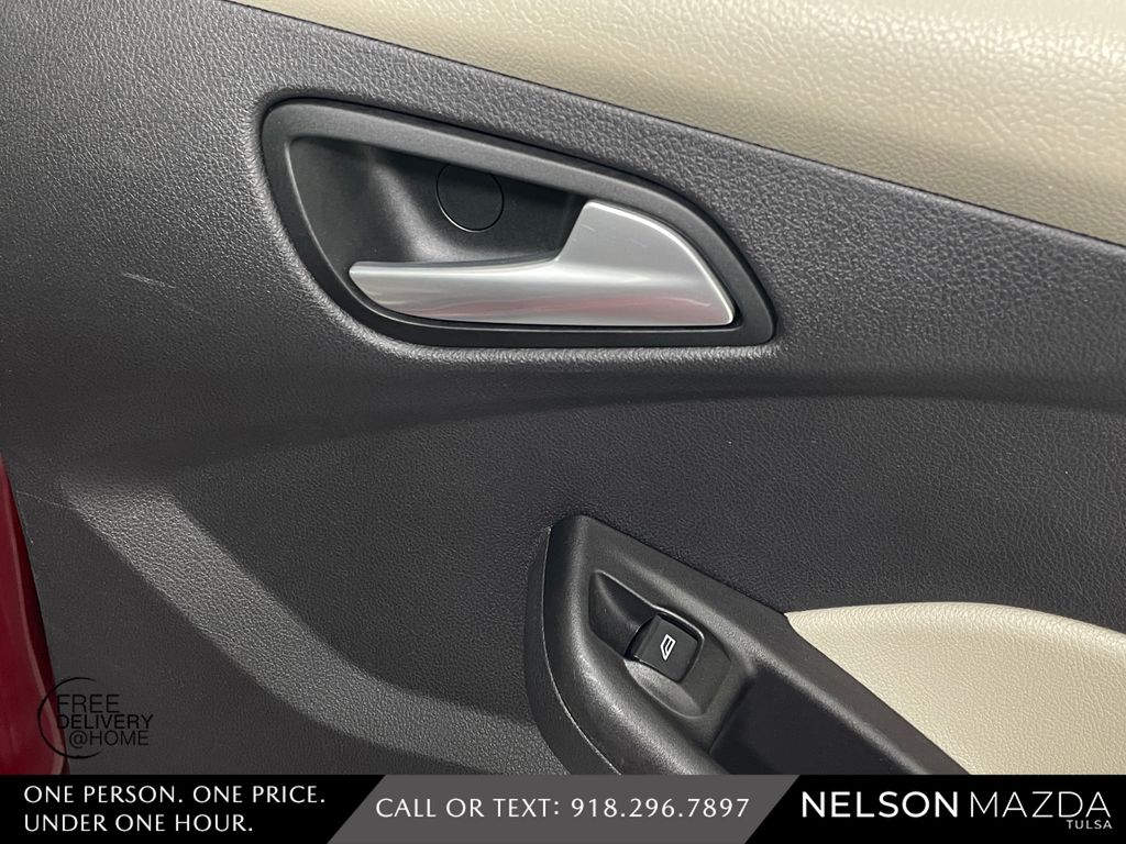 Used 2014 Red Ford SE image 37