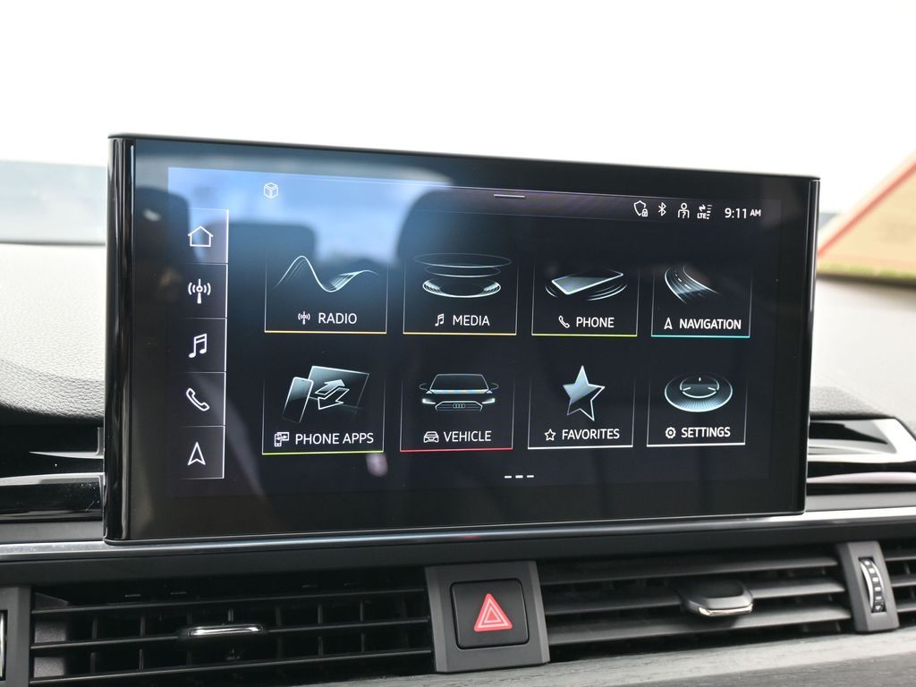 Used 2021 Ibis White Audi 45 S line Premium image 18