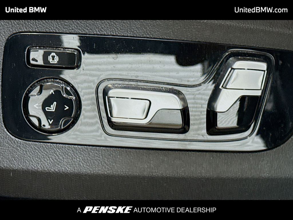 Thumbnail: 2021 BMW X5 - 4