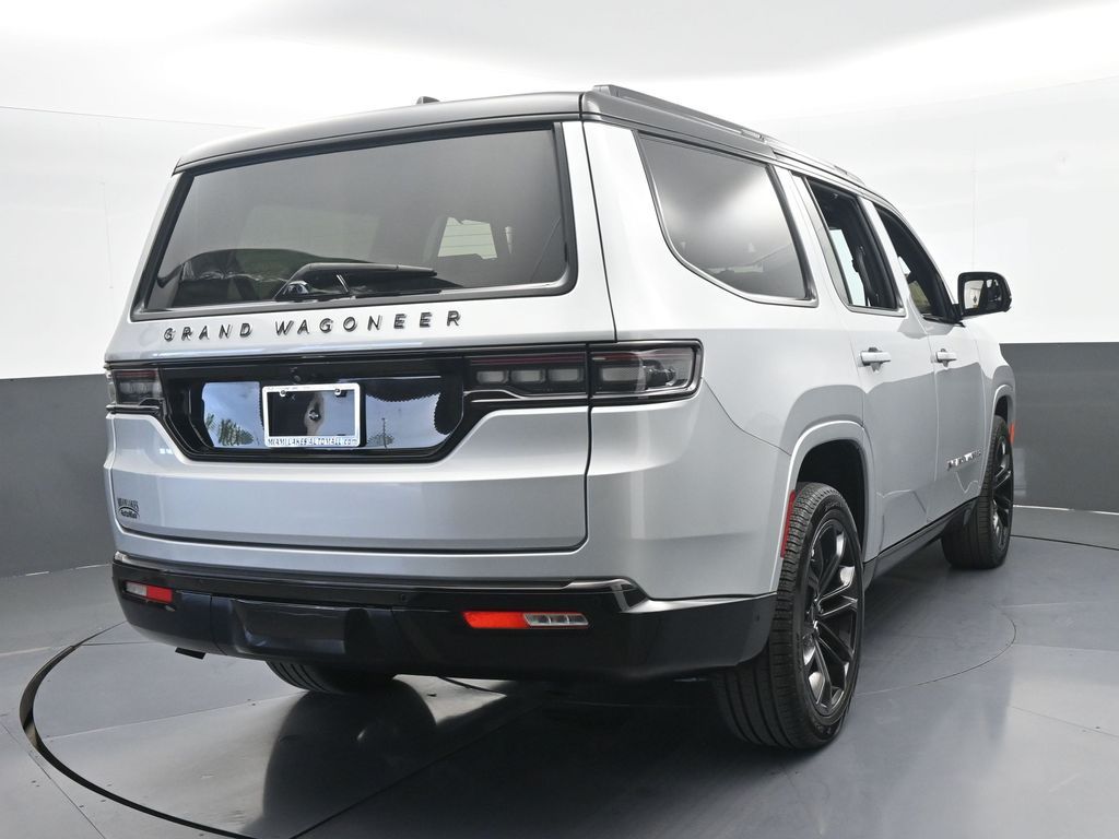 Used 2024 Silver Zynith Jeep Series II image 5