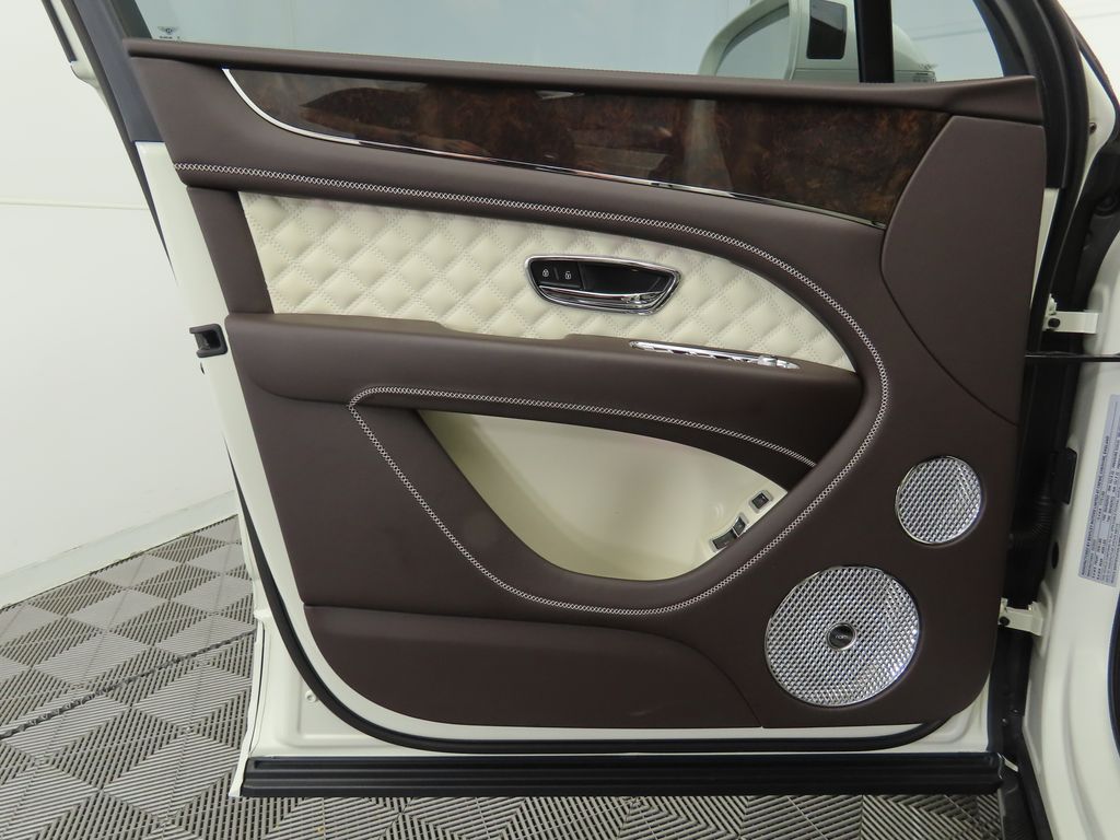 2023 Bentley Bentayga Speed 25