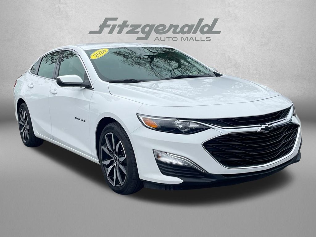 2024 Chevrolet Malibu RS FWD