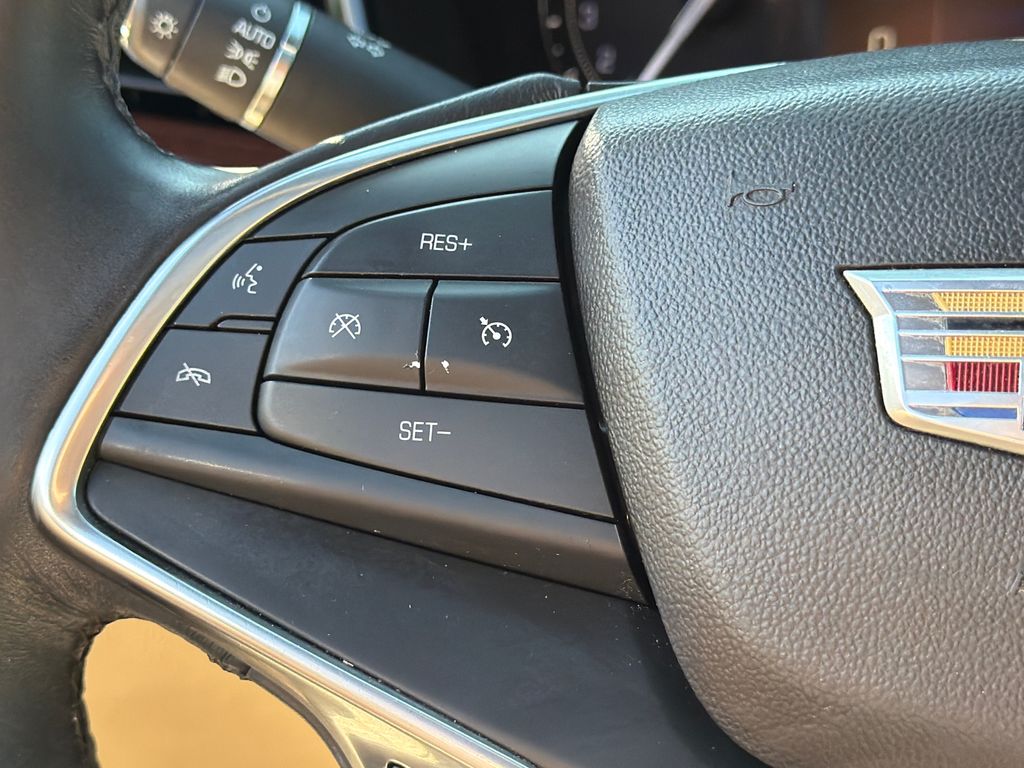 Used 2018 Cadillac XT5 SUV