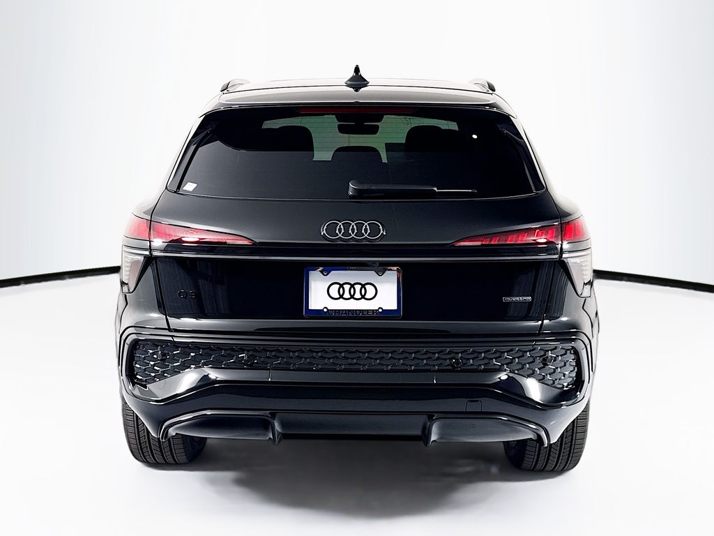 Thumbnail: 2026 Audi Q3 - 6