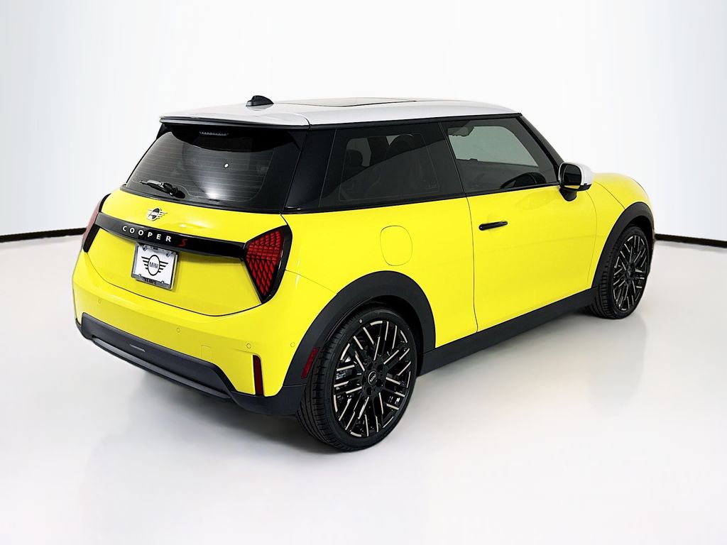 Thumbnail: 2026 MINI Cooper - 5