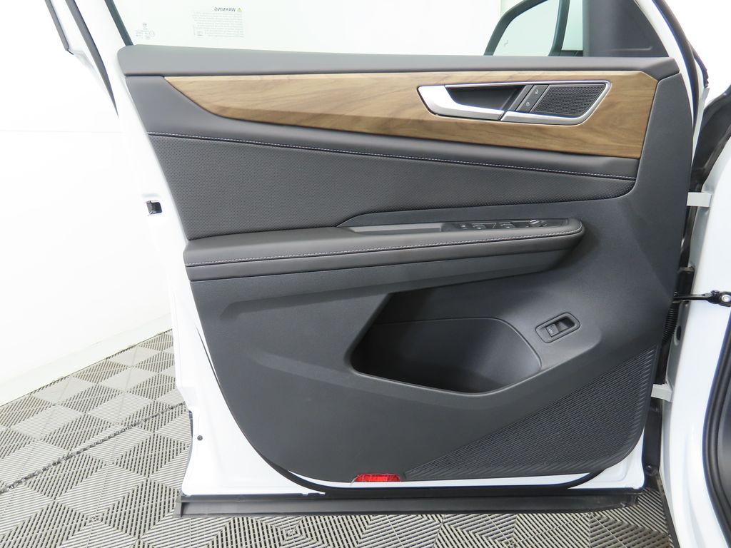 Thumbnail: 2026 Volkswagen Atlas - 25