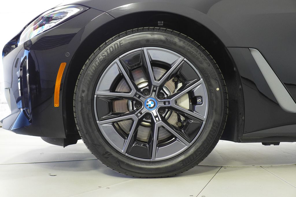 Thumbnail: 2024 BMW i4 - 5