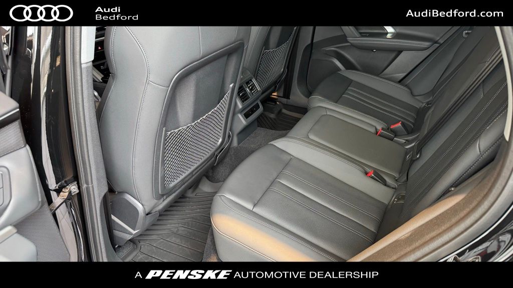 Thumbnail: 2025 Audi Q5 - 16