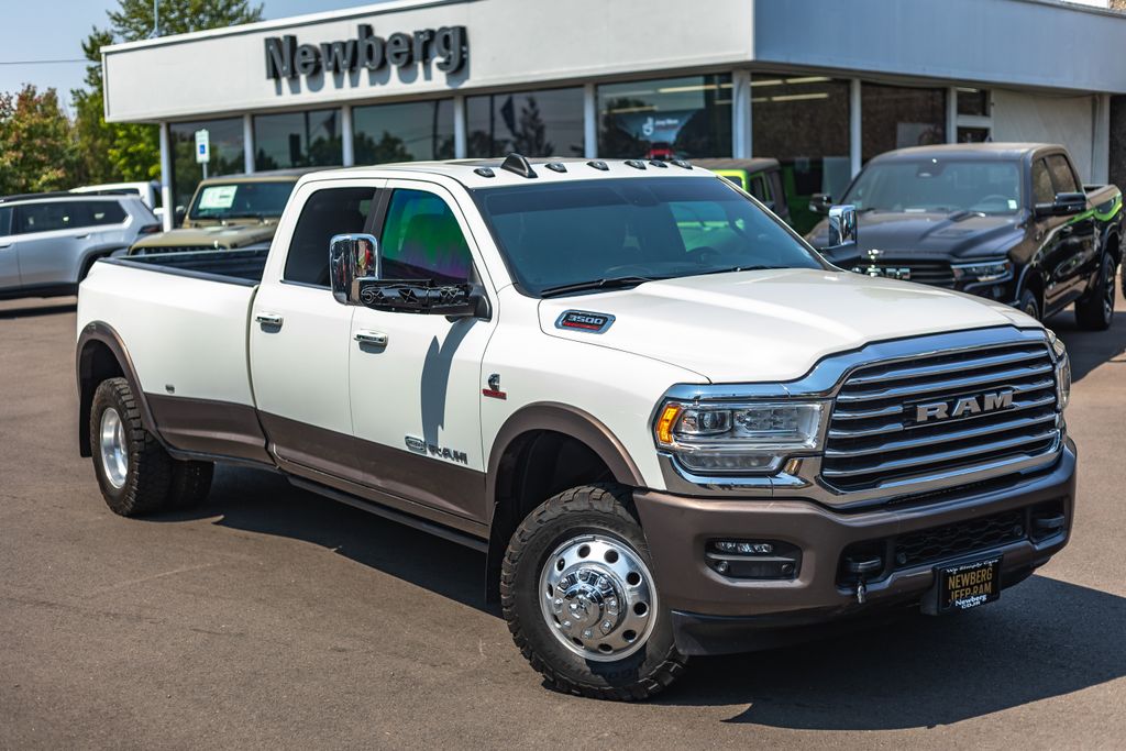 2020 Ram 3500 Laramie Longhorn thumbnail 2