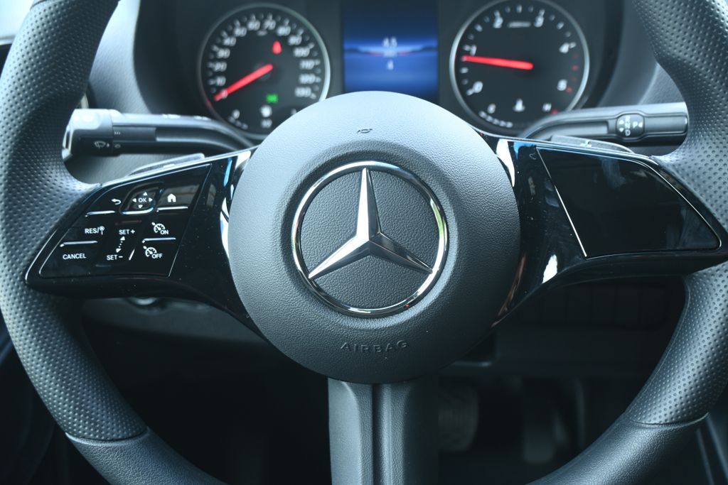 Thumbnail: 2026 Mercedes-Benz Sprinter - 17