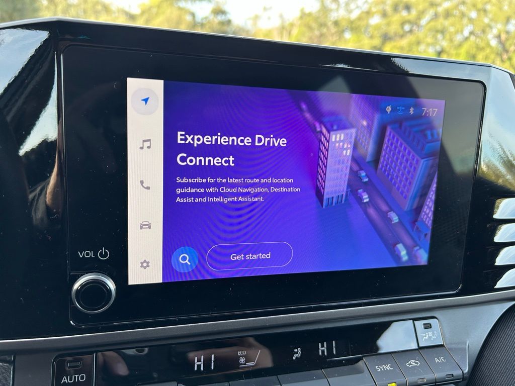 Thumbnail: 2025 Toyota Camry - 23