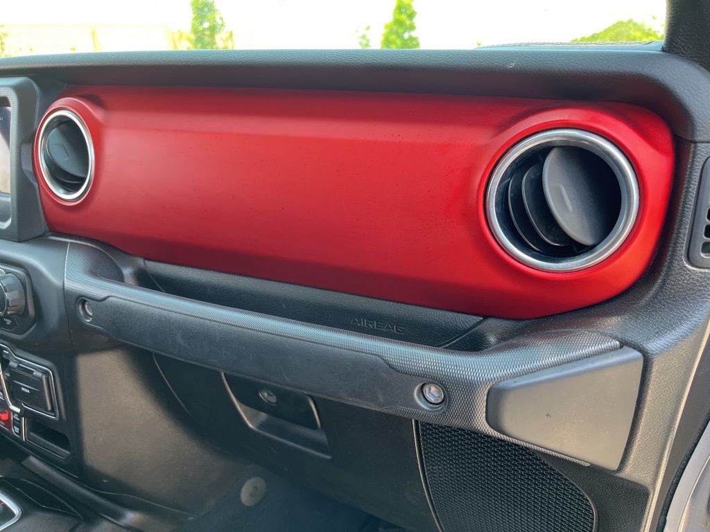 Thumbnail: 2020 Jeep Gladiator - 29