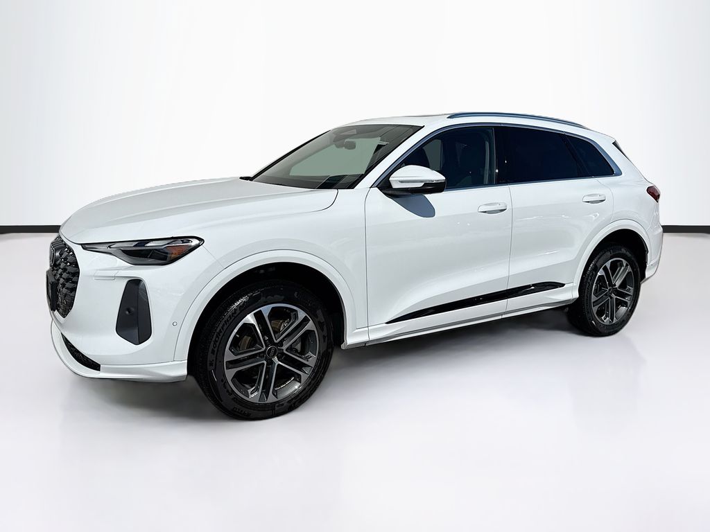 2025 Audi Q5 quattro Premium 40 TFSI