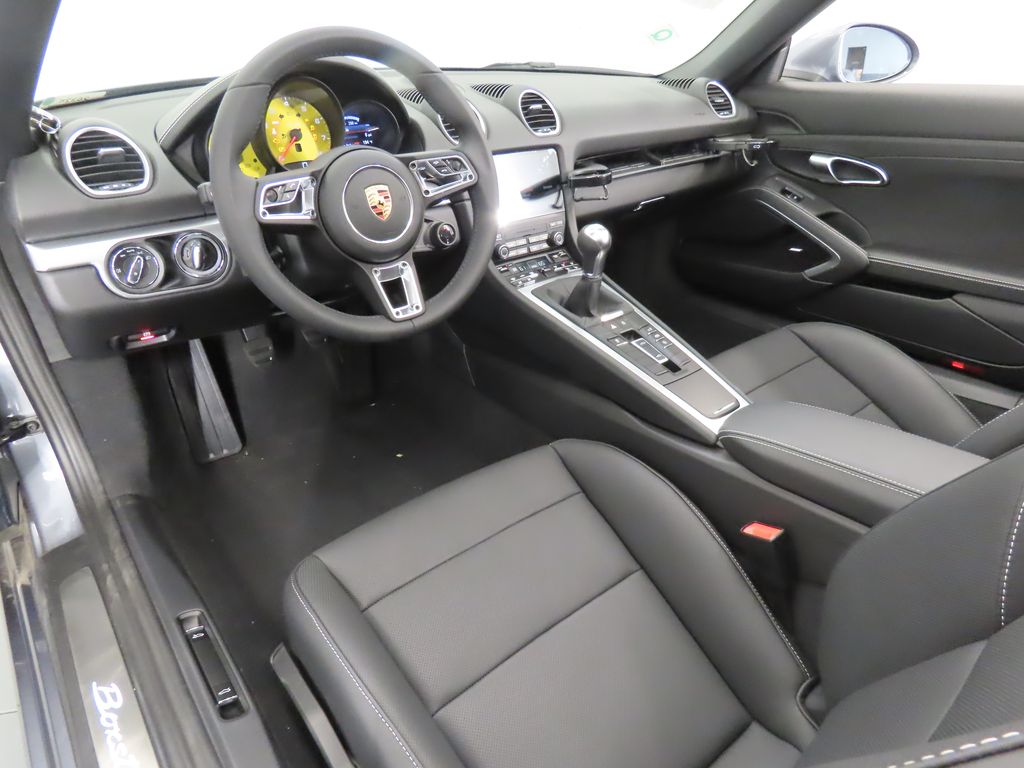 Thumbnail: 2025 Porsche 718 Boxster - 4