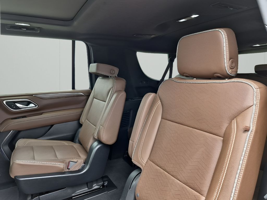 Used Car 2023 Chevrolet Suburban  High Country For Sale Under $60,000 In Austin, Texas