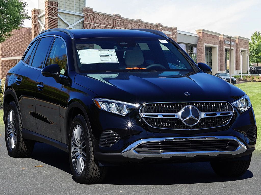 Thumbnail: 2026 Mercedes-Benz GLC - 3