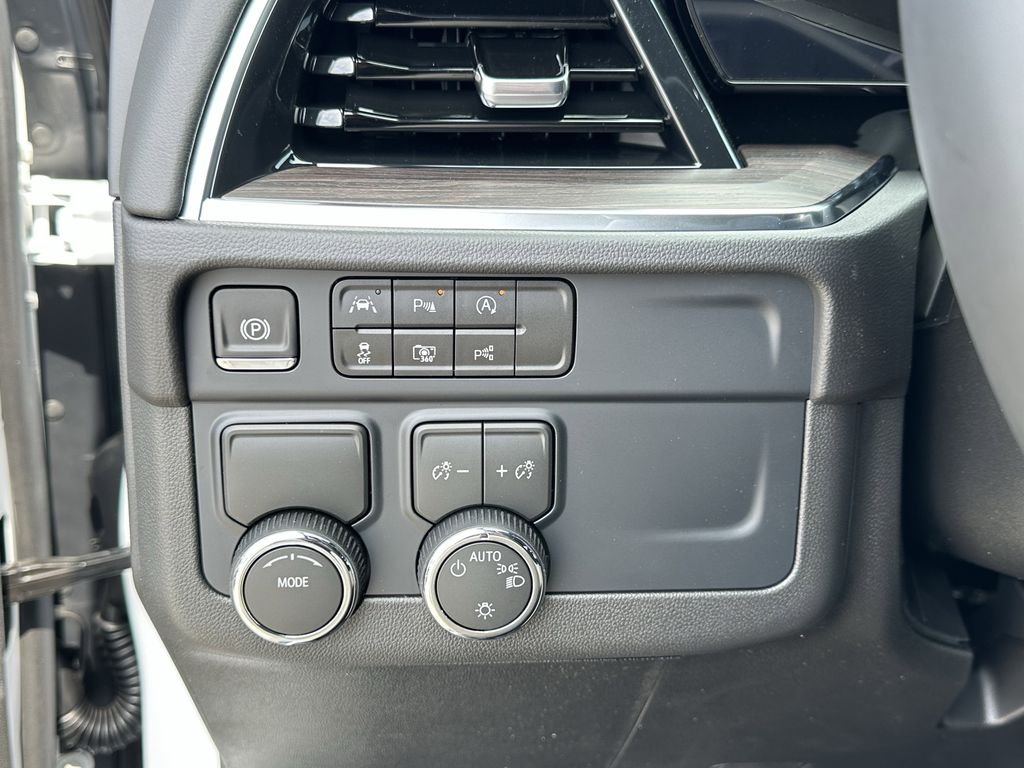 new 2026 Chevrolet Suburban car, priced at $64,495