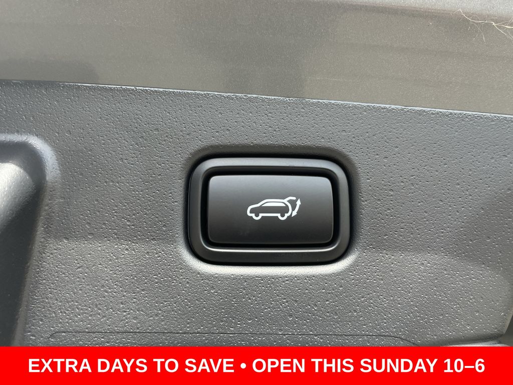 new 2025 Kia Niro car, priced at $27,646