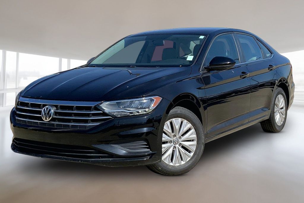 Black Uni 2019 Volkswagen Jetta Sedan Front-Wheel Drive 8-Speed Automatic