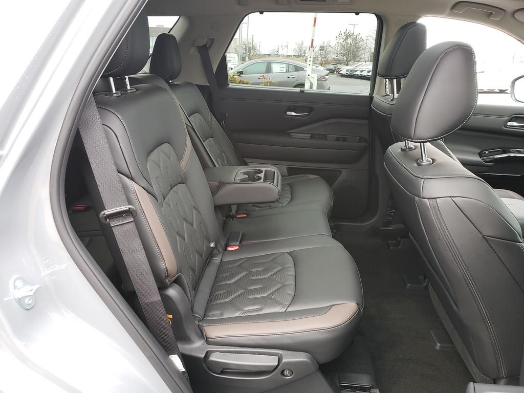 new 2026 Nissan Pathfinder car, priced at $49,639