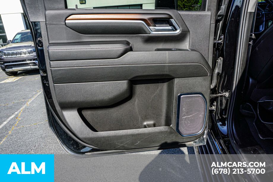 Used 2025 Black GMC Denali image 52