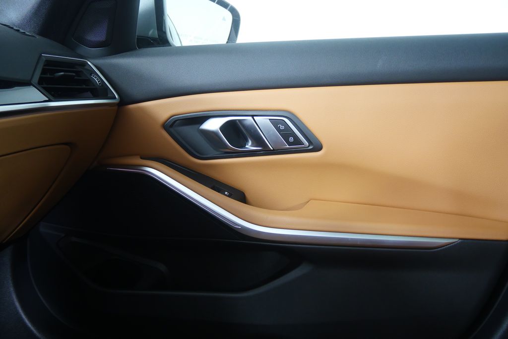 Thumbnail: 2023 BMW 3 Series - 27