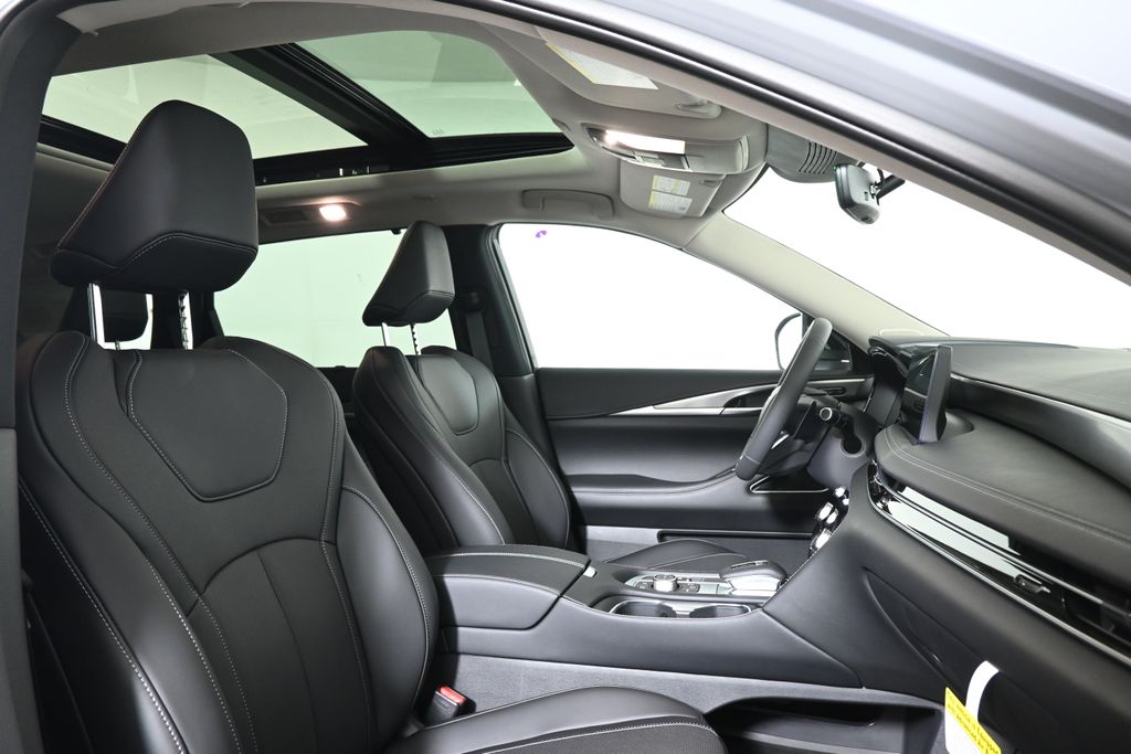 Thumbnail: 2026 INFINITI QX60 - 22