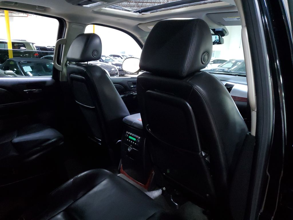 2008 Cadillac Escalade photo