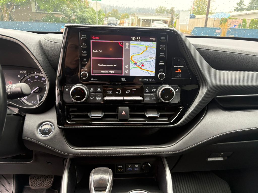 2022 Toyota Highlander XSE