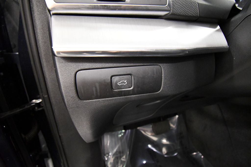 Used 2023 Volvo XC90 SUV