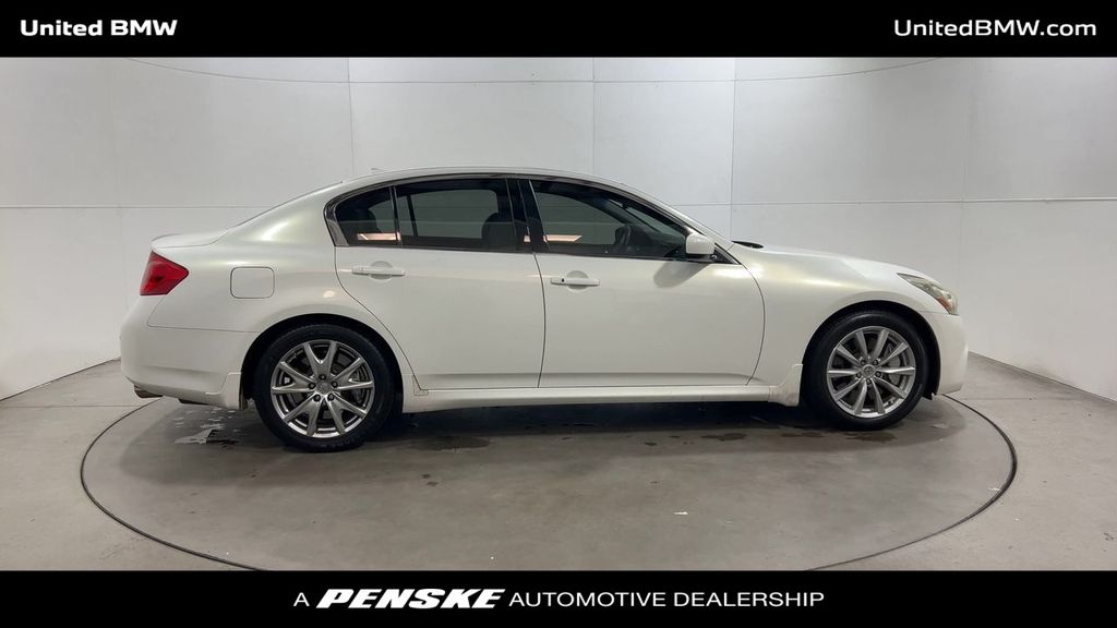 Thumbnail: 2012 INFINITI G37 - 9