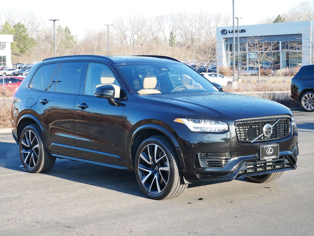 Onyx Black Metallic 2023 Volvo XC90 Recharge T8 Ultimate Dark Theme eAWD SUV / Crossover All-Wheel Drive Automatic