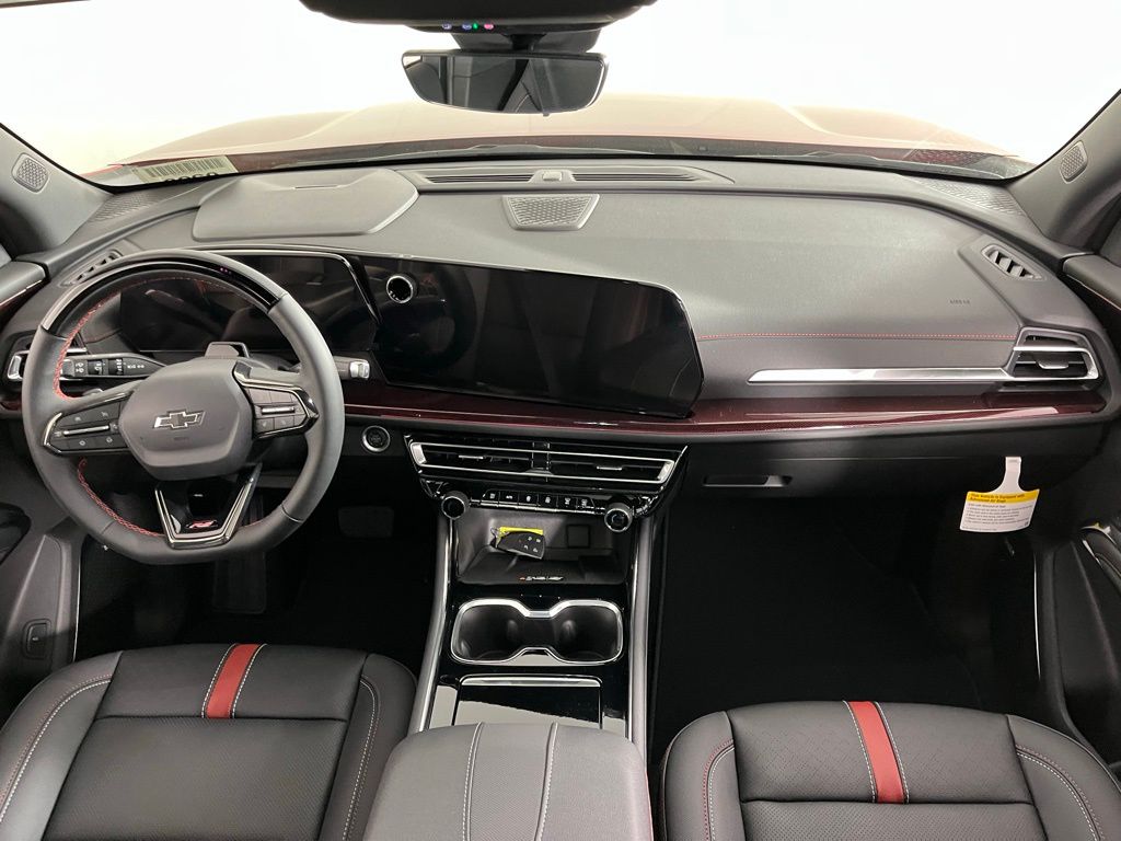 2025 Chevrolet Traverse RS 17
