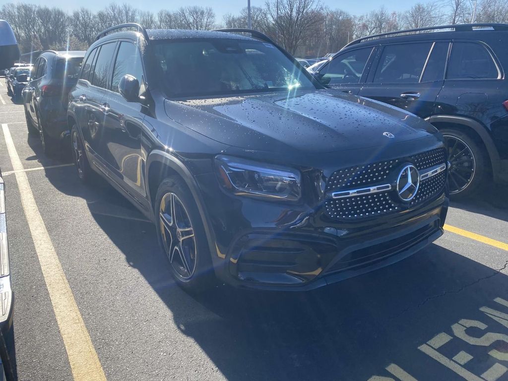 2024 Mercedes-Benz GLB 250 3