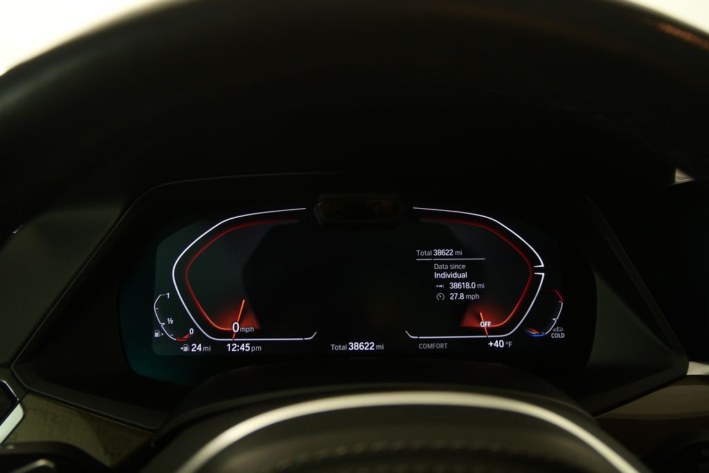 Thumbnail: 2022 BMW X5 - 22