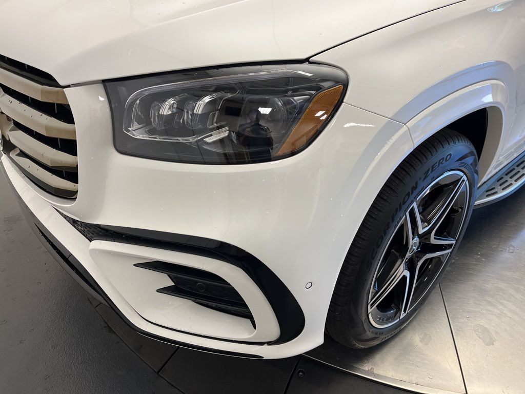 Thumbnail: 2026 Mercedes-Benz GLS - 9