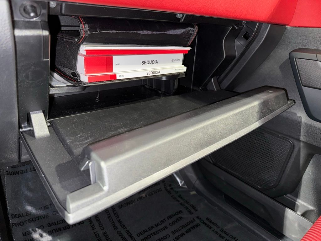 Thumbnail: 2025 Toyota Sequoia - 32