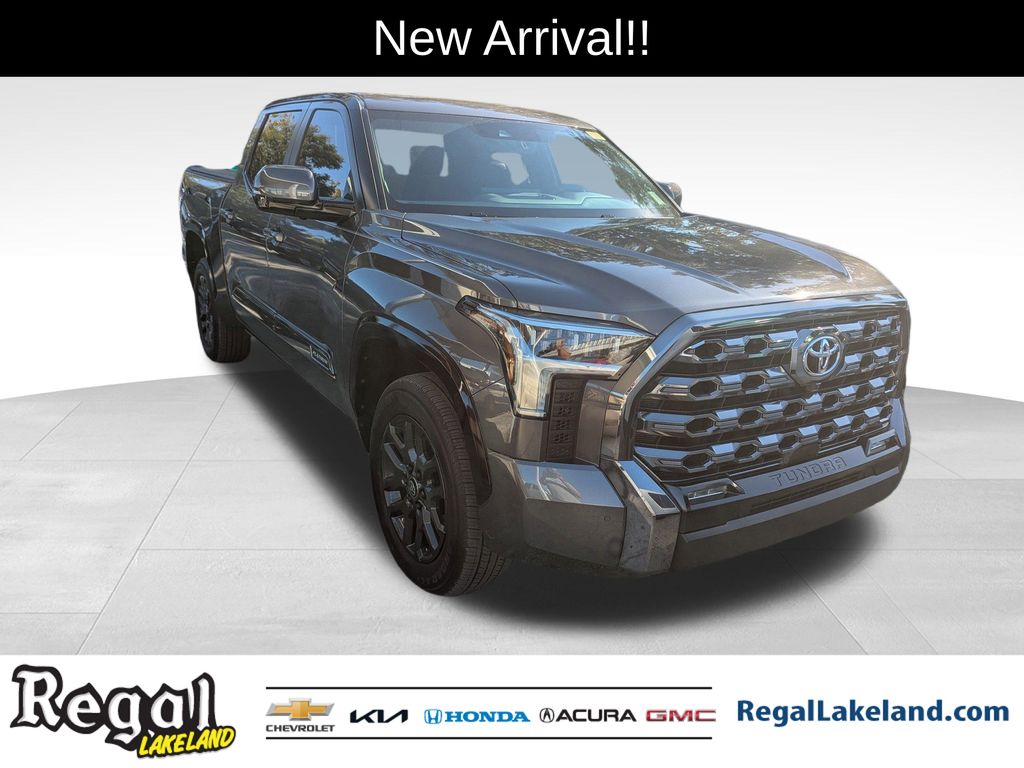 2025 Toyota Tundra Platinum CrewMax Cab 4WD