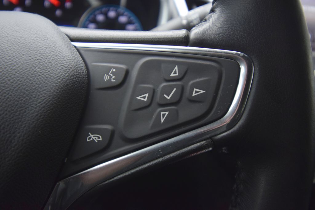 used 2020 Chevrolet Equinox car, priced at $16,200