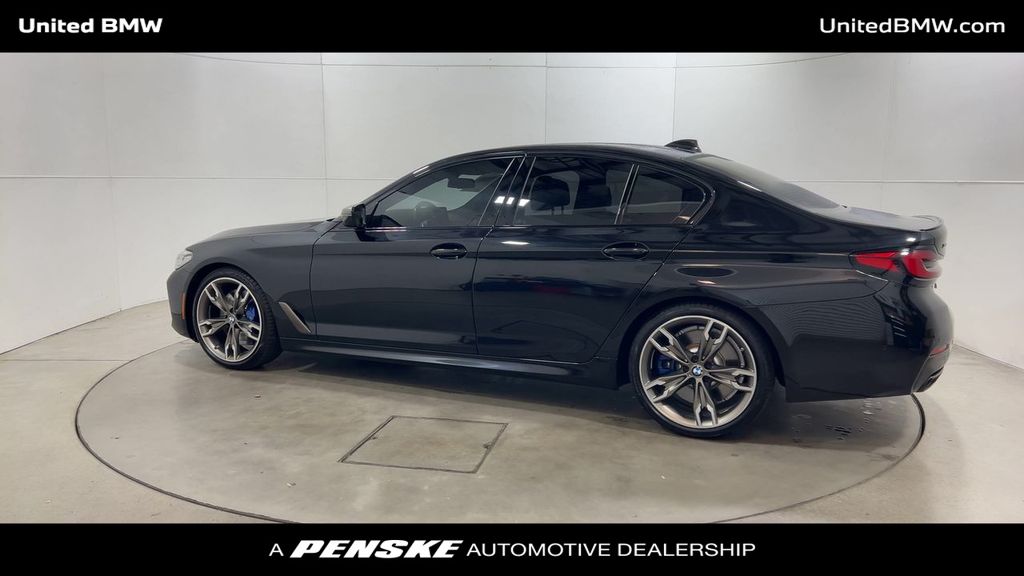 2022 BMW 5 Series M550i xDrive 6