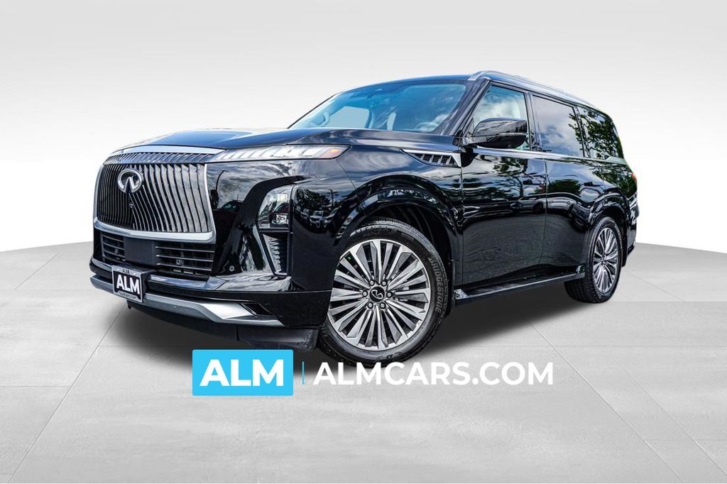 2025 INFINITI QX80 LUXE