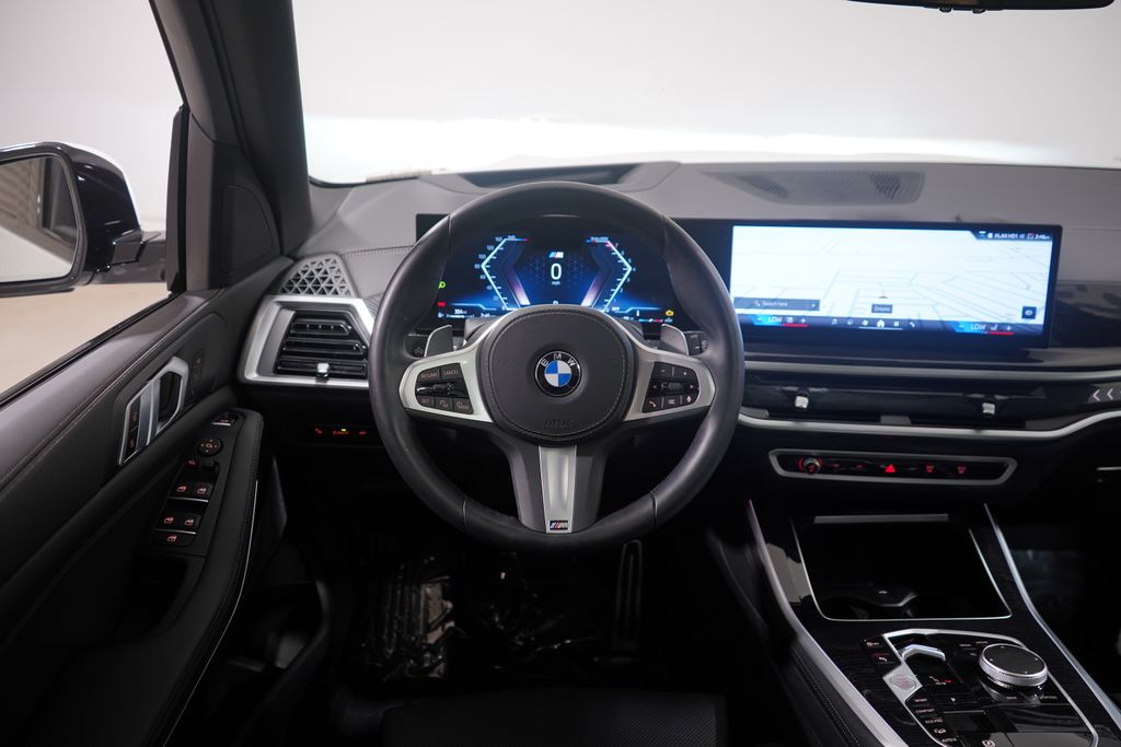 2025 BMW X5 xDrive40i 11