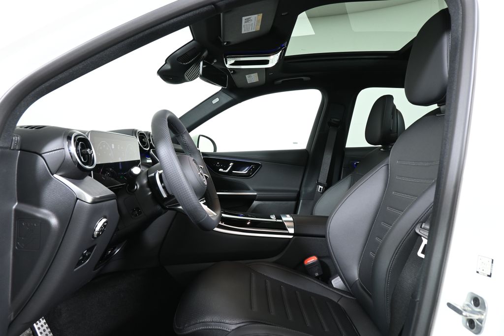 2025 Mercedes-Benz GLC 350 3