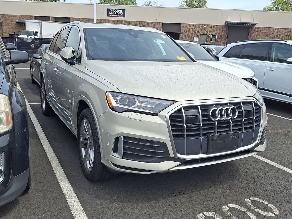 Thumbnail: 2024 Audi Q7 - 3