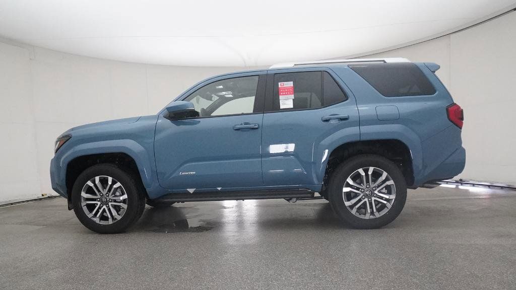 Thumbnail: 2025 Toyota 4Runner - 21