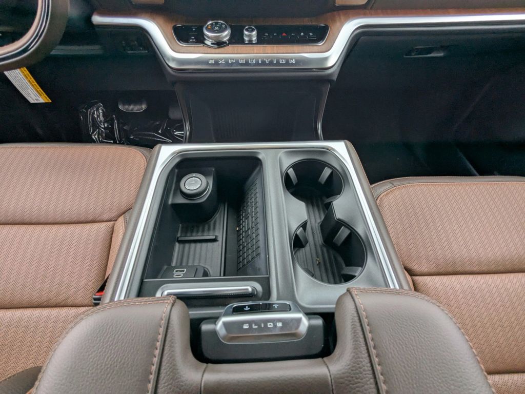 2025 Ford Expedition King Ranch