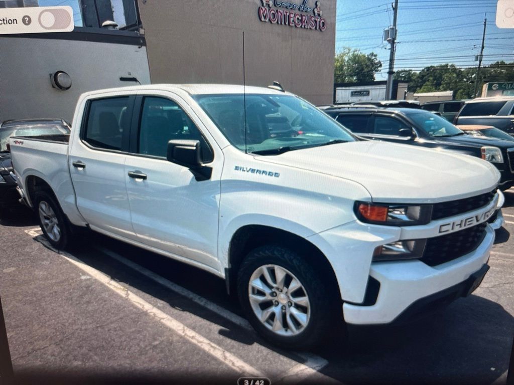 Summit White 2022 Chevrolet Silverado 1500 Pickup Truck Four-Wheel Drive 8-Speed Automatic
