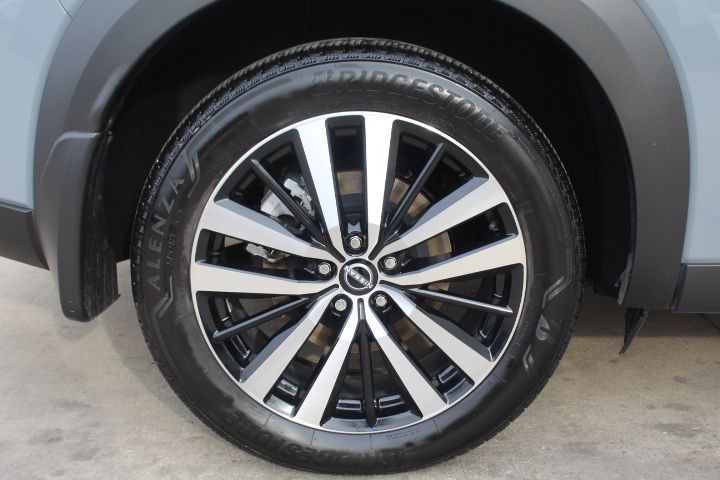 Used Car 2024 Nissan Pathfinder  Platinum For Sale Under $40,000 In Georgetown, Texas