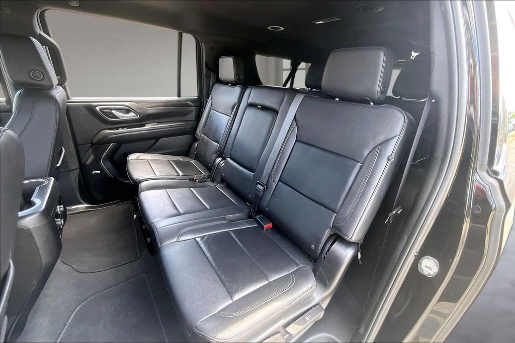 Used 2024 Chevrolet Suburban SUV